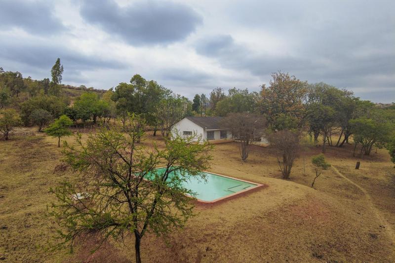 5 Bedroom Property for Sale in Broederstroom North West